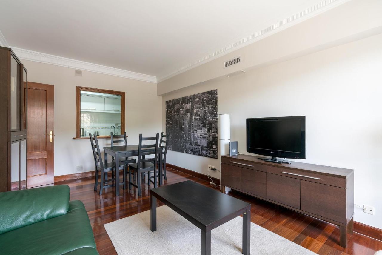 Zubia Apartment By People Rentals ビルバオ エクステリア 写真