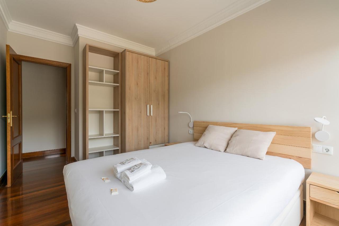 Zubia Apartment By People Rentals ビルバオ エクステリア 写真